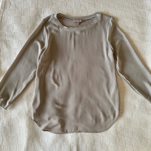 Banana Republic silky, semi-sheer long-sleeve top, grey, size small - Picture 2 of 6